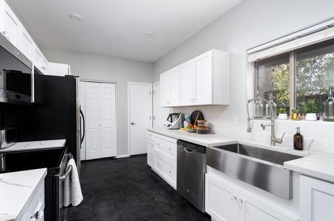 3730 E Mitchell Dr, Phoenix, AZ 85018 photo 9