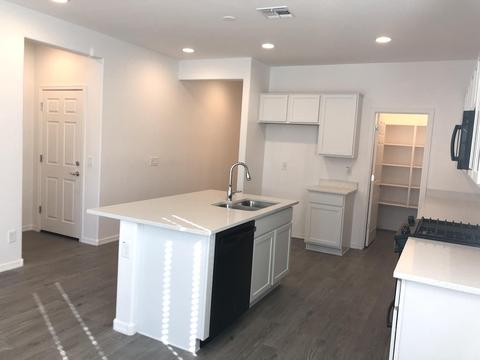 7128 S 33rd Ave, Phoenix, AZ 85041 photo 3