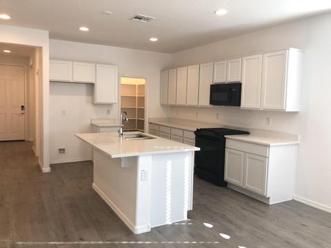 7128 S 33rd Ave, Phoenix, AZ 85041 photo 2