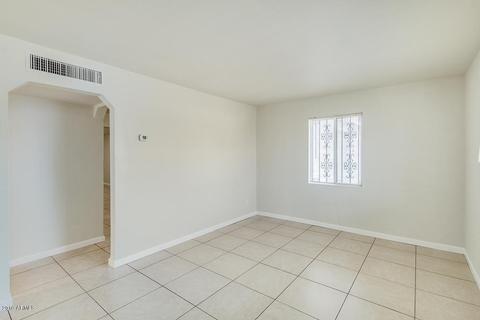7040 N 24th Ave, Phoenix, AZ 85021 photo 4