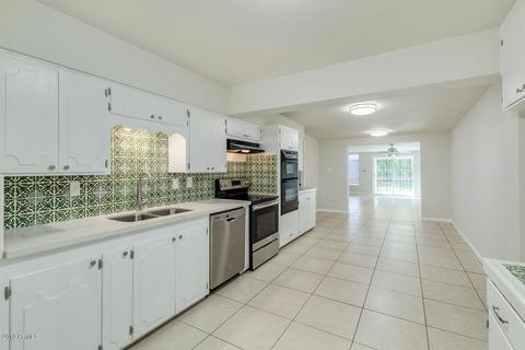 7040 N 24th Ave, Phoenix, AZ 85021 photo 10