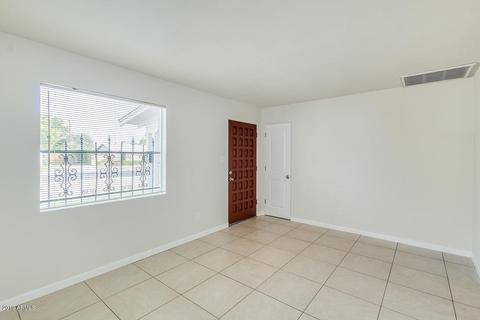 7040 N 24th Ave, Phoenix, AZ 85021 photo 2
