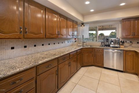 1403 E Commodore Pl, Tempe, AZ 85283 photo 9