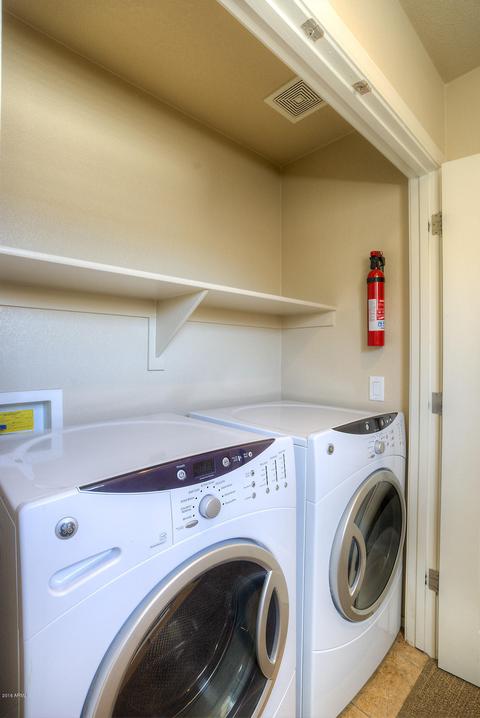 3712 E Kerry Ln, Phoenix, AZ 85050 photo 13