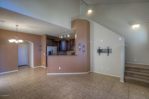 3712 E Kerry Ln, Phoenix, AZ 85050 photo 3