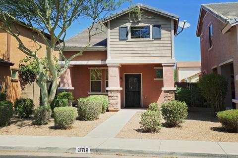 3712 E Kerry Ln, Phoenix, AZ 85050 photo 1