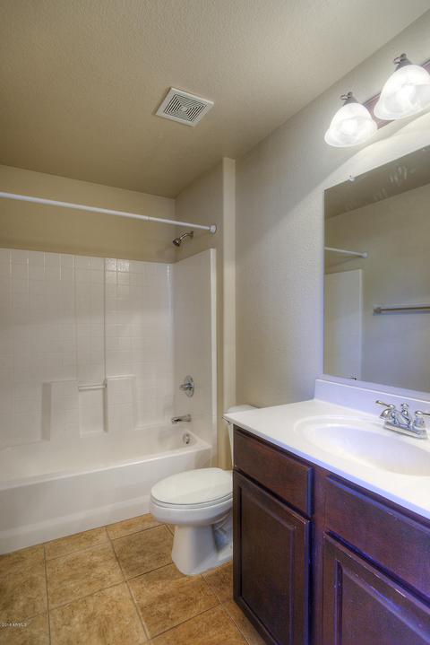 3712 E Kerry Ln, Phoenix, AZ 85050 photo 8