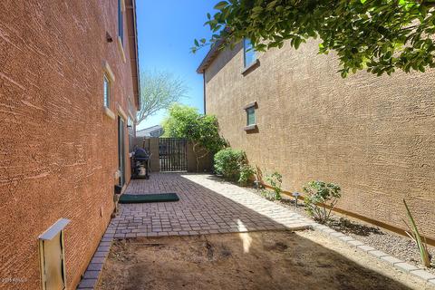 3712 E Kerry Ln, Phoenix, AZ 85050 photo 14