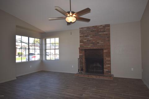 221 E Danbury Rd, Phoenix, AZ 85022 photo 4