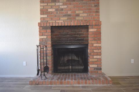 221 E Danbury Rd, Phoenix, AZ 85022 photo 6
