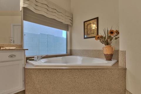 2319 E Indigo Bay Dr, Gilbert, AZ 85234 photo 27