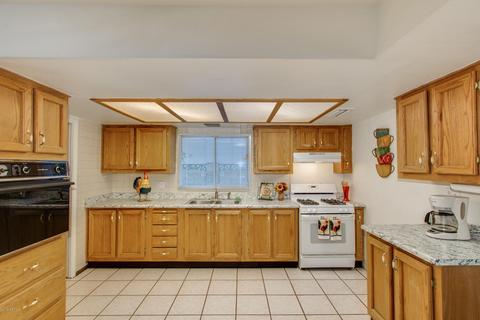 3432 W Crocus Dr, Phoenix, AZ 85053 photo 9