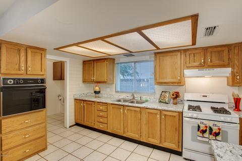 3432 W Crocus Dr, Phoenix, AZ 85053 photo 10