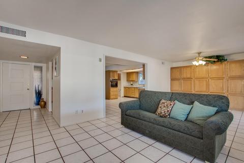 3432 W Crocus Dr, Phoenix, AZ 85053 photo 4