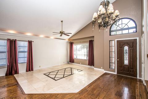 946 E Divot Dr, Tempe, AZ 85283 photo 9