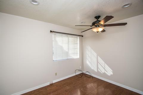 946 E Divot Dr, Tempe, AZ 85283 photo 18