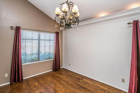 946 E Divot Dr, Tempe, AZ 85283 photo 8
