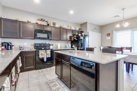 5336 S 34th Dr, Phoenix, AZ 85041 photo 9