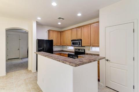 3887 S Dew Drop Ln, Gilbert, AZ 85297 photo 6