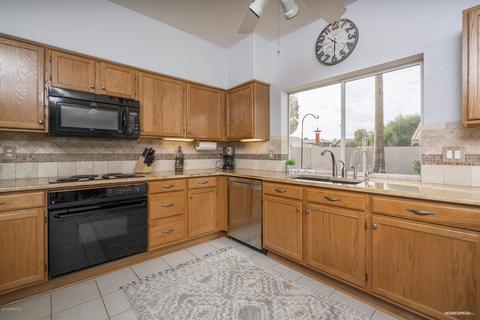 16638 S 17th St, Phoenix, AZ 85048 photo 3