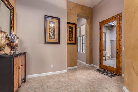 8421 E Leonora St, Mesa, AZ 85207 photo 4