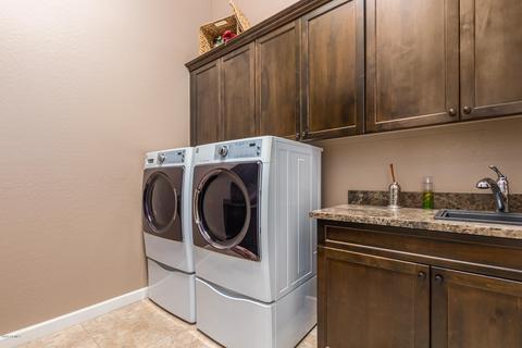 8421 E Leonora St, Mesa, AZ 85207 photo 21