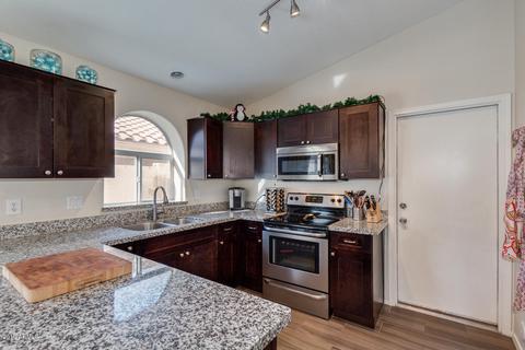 2237 E Foothill Dr, Phoenix, AZ 85024 photo 10