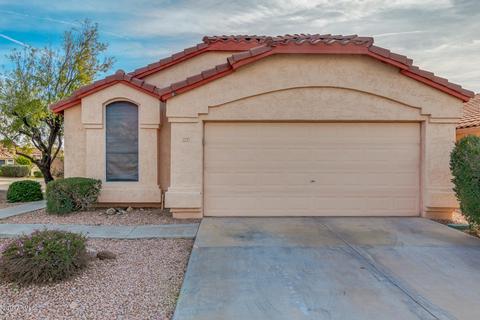 2237 E Foothill Dr, Phoenix, AZ 85024 photo 2