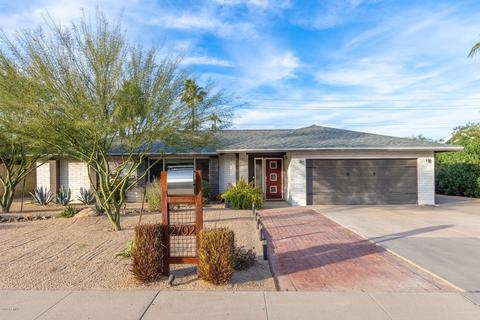2702 E Cannon Dr, Phoenix, AZ 85028 photo 8