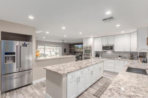 2702 E Cannon Dr, Phoenix, AZ 85028 photo 14