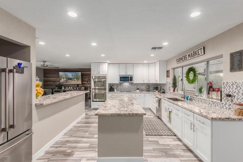 2702 E Cannon Dr, Phoenix, AZ 85028 photo 3