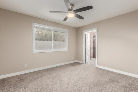 2702 E Cannon Dr, Phoenix, AZ 85028 photo 4