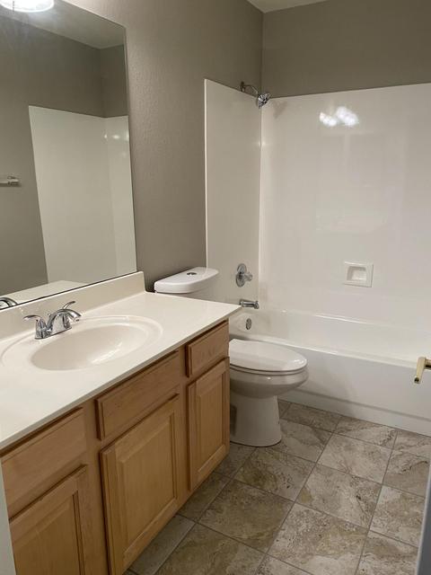 3928 E Kerry Ln, Phoenix, AZ 85050 photo 8