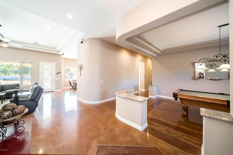 2083 E Sanoque Blvd, Gilbert, AZ 85298 photo 11