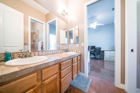 2083 E Sanoque Blvd, Gilbert, AZ 85298 photo 35