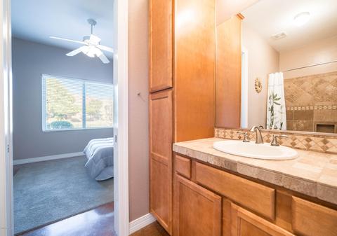 2083 E Sanoque Blvd, Gilbert, AZ 85298 photo 30
