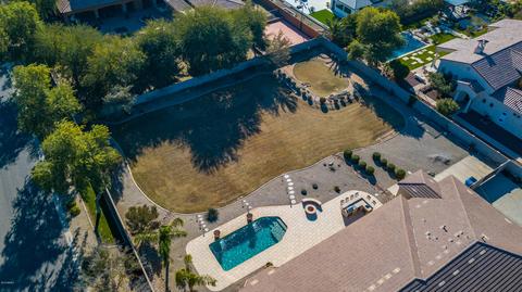 2083 E Sanoque Blvd, Gilbert, AZ 85298 photo 9