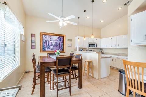 3749 E Taro Ln, Phoenix, AZ 85050 photo 10