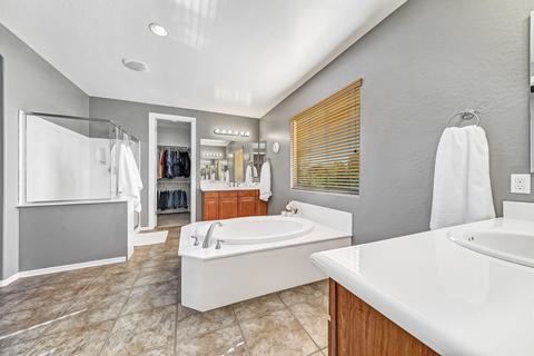 1253 E Clark Dr, Gilbert, AZ 85297 photo 41