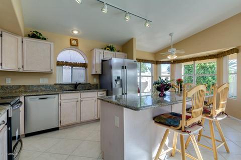15005 S 46th Pl, Phoenix, AZ 85044 photo 2