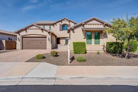 912 E Parkview Dr, Gilbert, AZ 85295 photo 1