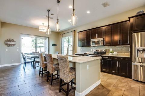 912 E Parkview Dr, Gilbert, AZ 85295 photo 9