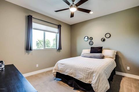 912 E Parkview Dr, Gilbert, AZ 85295 photo 24