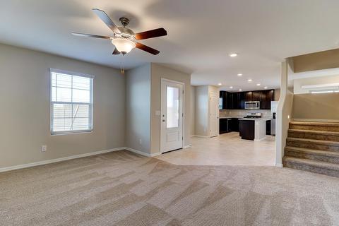 3923 S 79th Dr, Phoenix, AZ 85043 photo 2