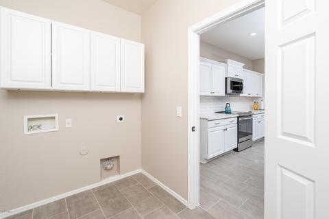 1910 E Patrick Ln, Phoenix, AZ 85024 photo 8