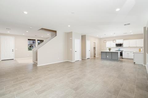 1910 E Patrick Ln, Phoenix, AZ 85024 photo 4