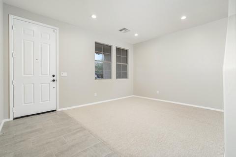 1910 E Patrick Ln, Phoenix, AZ 85024 photo 2