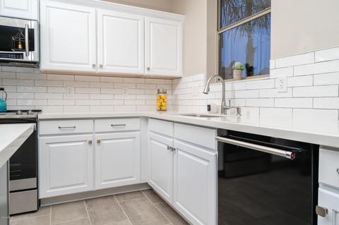 1910 E Patrick Ln, Phoenix, AZ 85024 photo 7