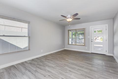 2731 E Aster Dr, Phoenix, AZ 85032 photo 4
