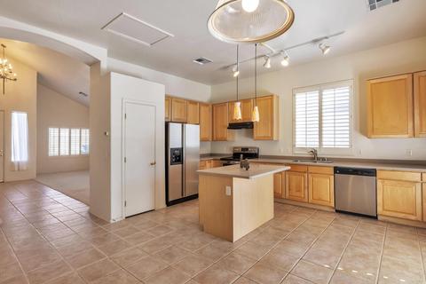 1127 E Potter Dr, Phoenix, AZ 85024 photo 4